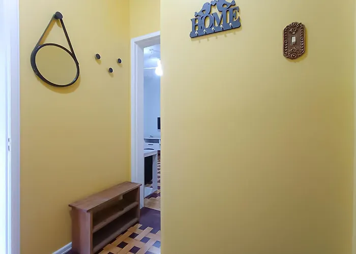 Na Cidade Baixa, Perto De Tudo - Ufrgs, Santa Casa, Parques, Orla
